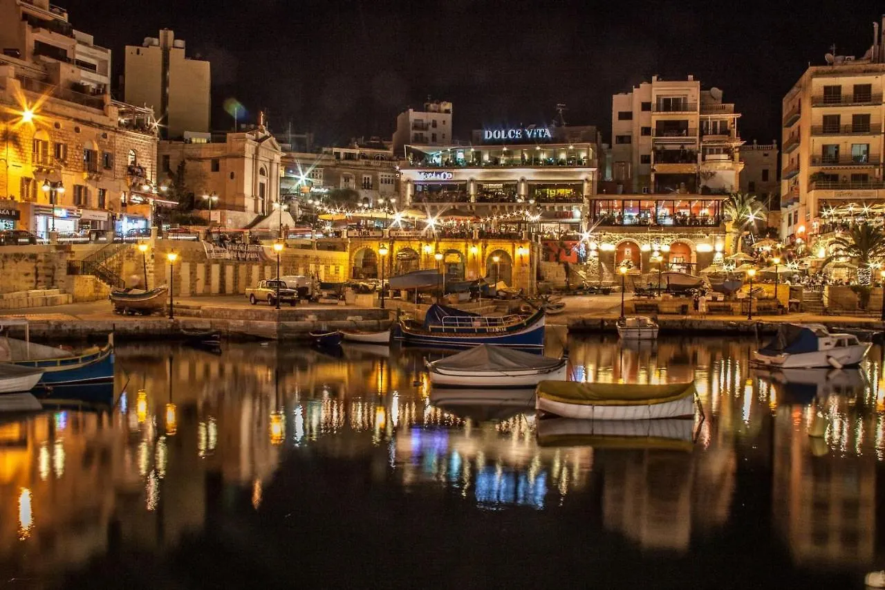 Deluxe Apartment With Valletta And Harbour Views Sliema
