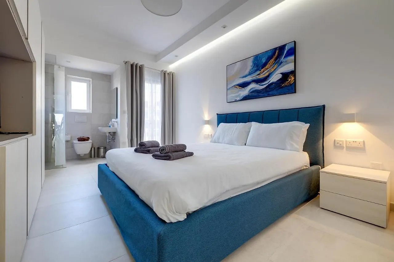 Deluxe Apartment With Valletta And Harbour Views Sliema Malta